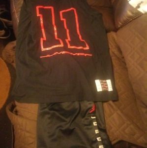 Air Jordan Retro 11 Outfit. Great Condition